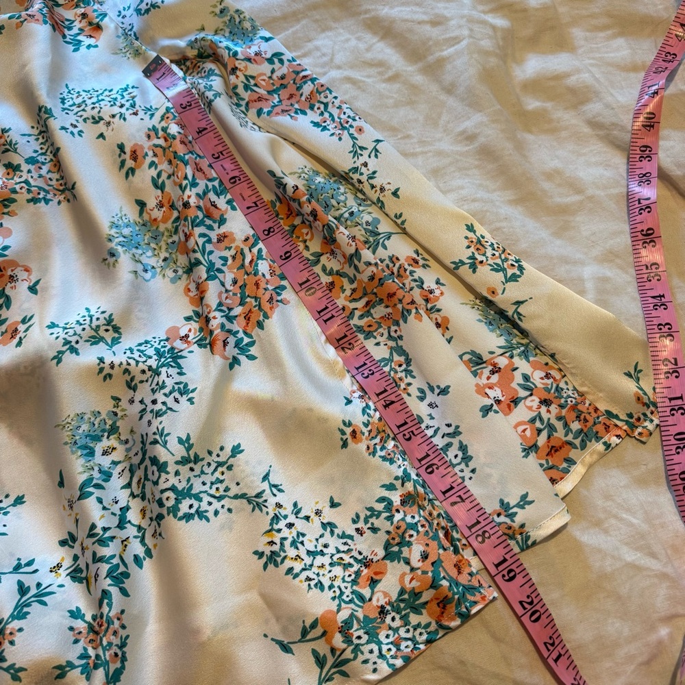 Petal & Pup Satin Floral Tie-Front Midi Dress With Leg Slit Size 4 Lightweight - Picture 14 of 15